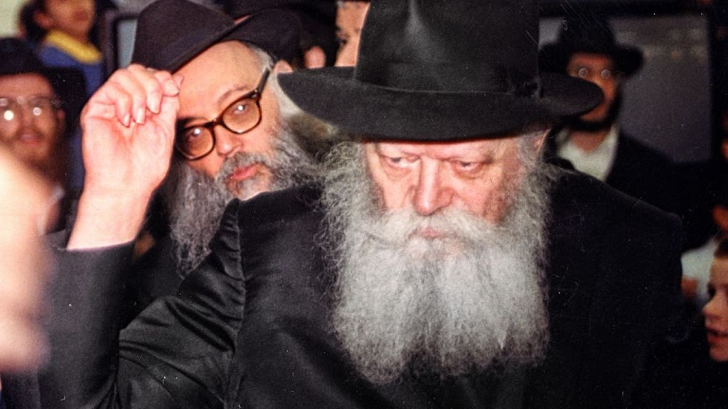 להודות לה' מתוך ריקודי שמחה